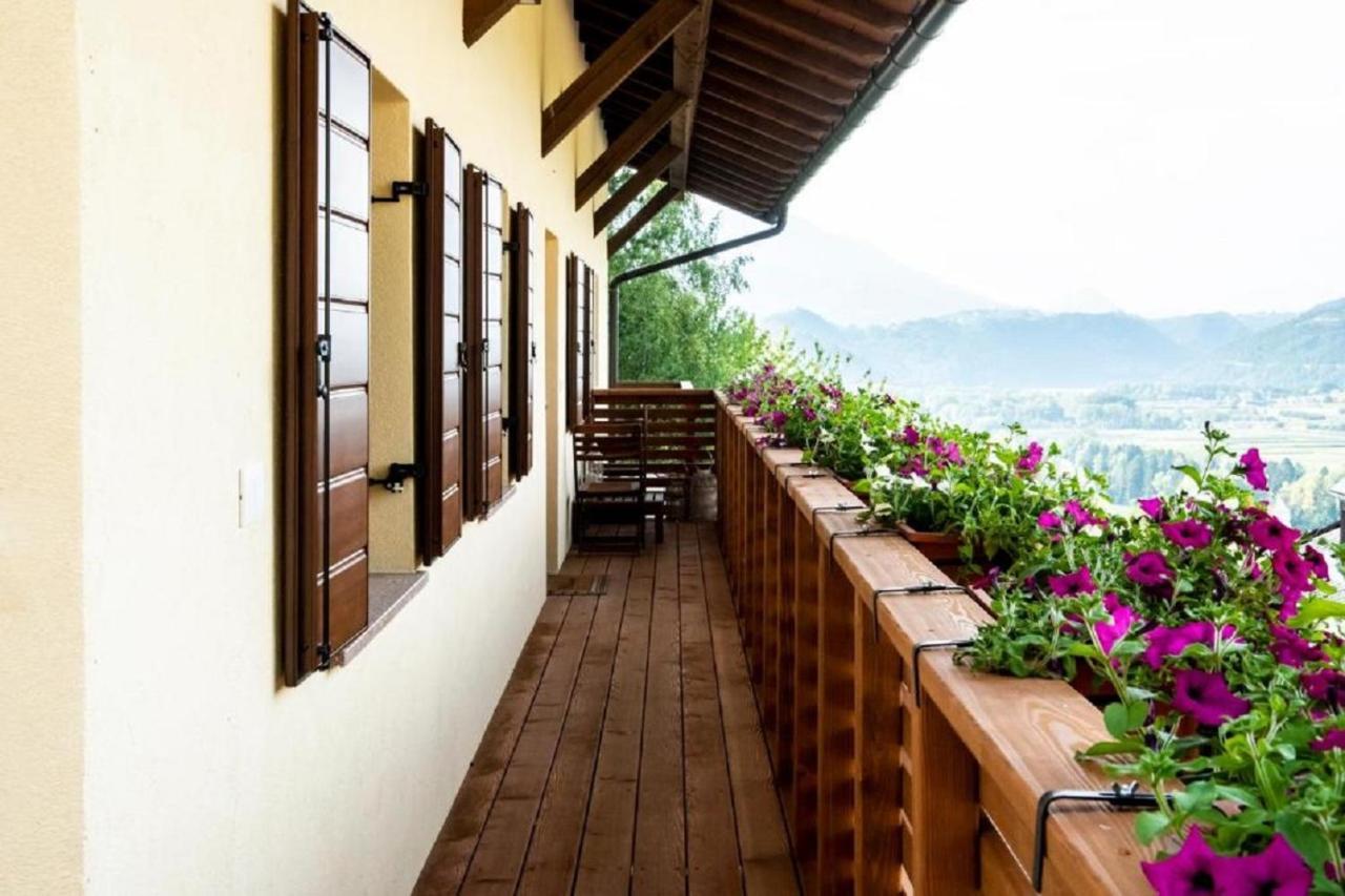 Santa Giuliana Wellness Lodge Riccardo מראה חיצוני תמונה