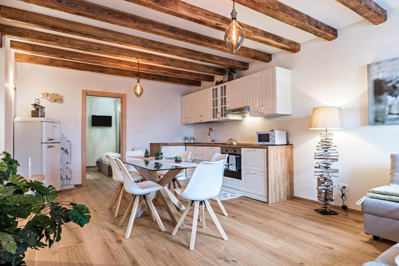 Santa Giuliana Wellness Lodge Riccardo מראה חיצוני תמונה