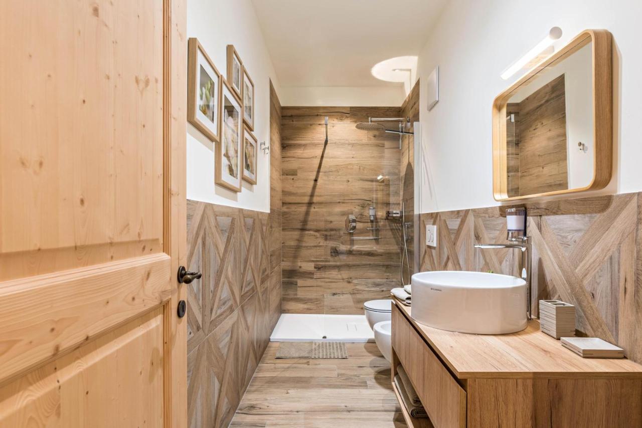 Santa Giuliana Wellness Lodge Riccardo מראה חיצוני תמונה