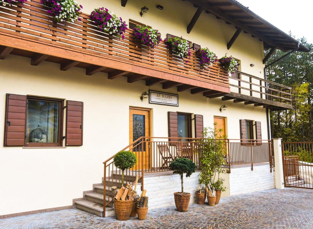 Santa Giuliana Wellness Lodge Riccardo מראה חיצוני תמונה